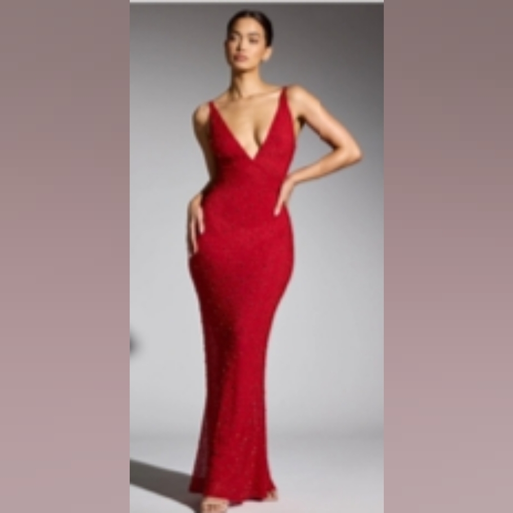 Elegant Red Sleeveless, Low Back, Simewhat Sheer Dress. Size 14